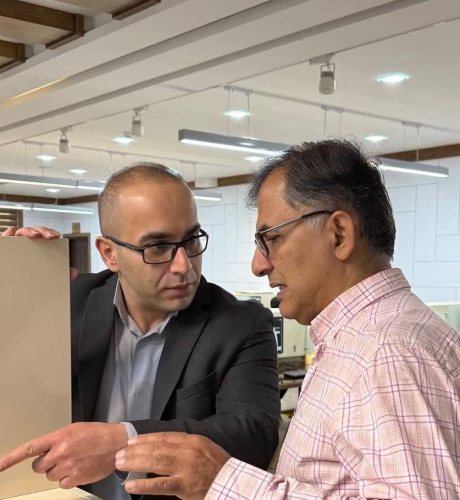 بازدید معاون آموزشی دانشگاه علوم پزشکی اراک از روند برگزاری آزمون‌های الکترونیک پایان‌ترم