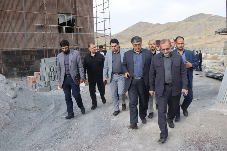 بازدید دکتر رحیمی معاون توسعه مدیریت و منابع وزارت بهداشت، درمان و آموزش پزشکی از مرکز دیالیز مجتمع بیمارستانی امیرالمومنین(ع)