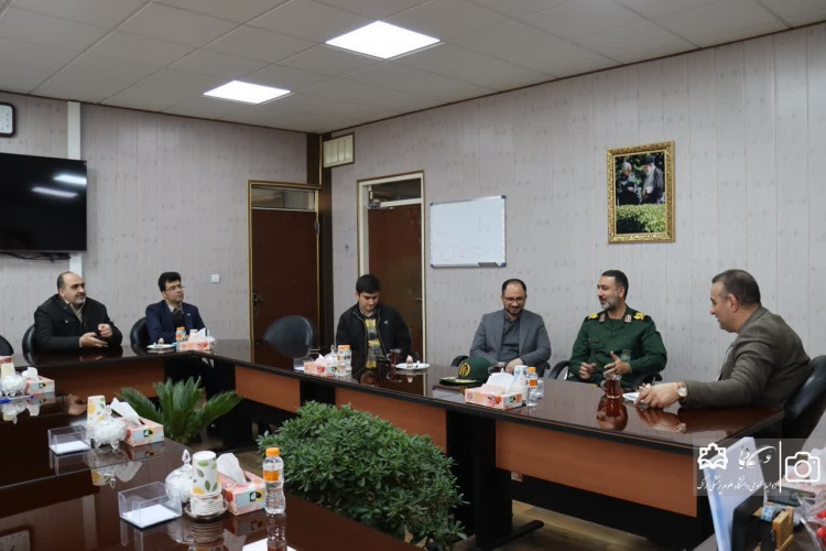 برگزاری نشست سرپرست دانشگاه علوم پزشکی اراک با فرمانده سپاه روحالله استان مرکزی