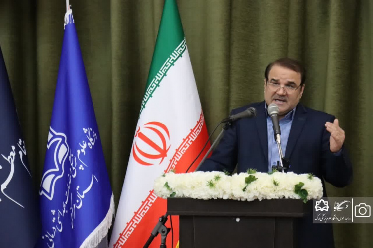 برگزاری کارگاه آموزشی ازدواج آسان و مهارتهای زندگی در مراسم ازدواج دانشجویی دانشگاه علوم پزشکی اراک