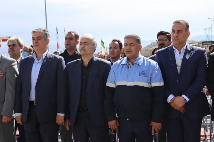 حضور رئیس دانشگاه علوم پزشکی اراک در مراسم استقبال از مسافران نوروزی ۱۴۰۴