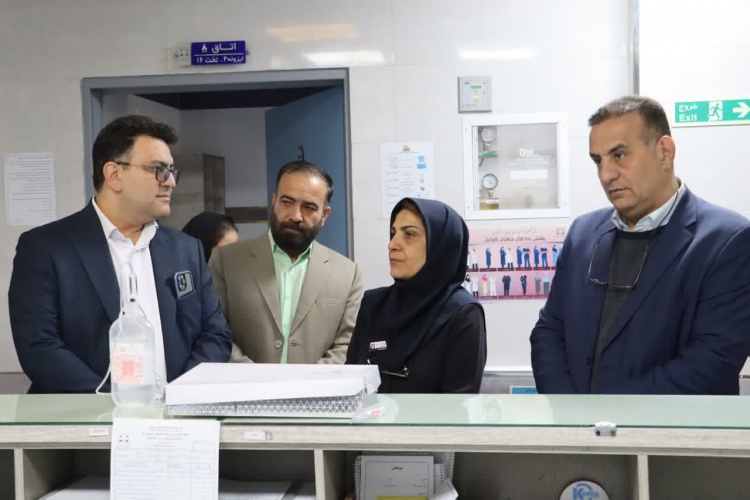 بازدید نوروزی نماینده مجلس و رئیس دانشگاه علوم پزشکی از بیمارستان آیتالله خوانساری