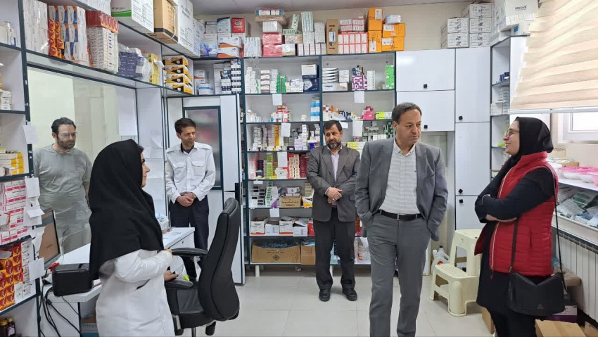 ارزیابی خدمات نوروزی و بهداشتی و درمانی شهرستان شازند در بازدید جانشین رئیس دانشگاه علوم پزشکی اراک