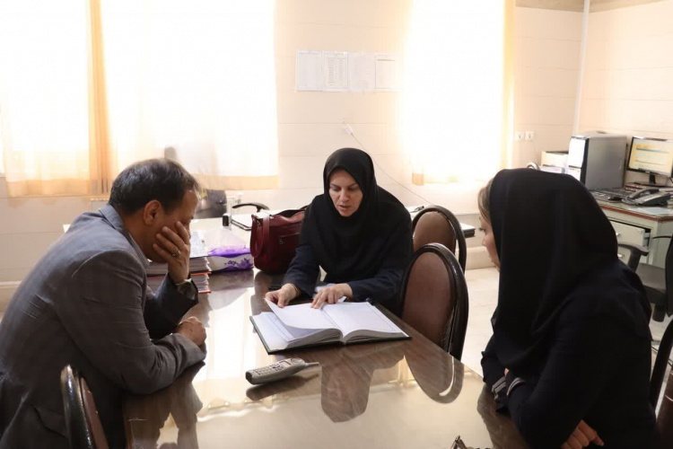 ارزیابی جامع خدمات درمانی؛ بازدید نوروزی مسئولین ستاد نوروزی از مجموعه سلامت محلات