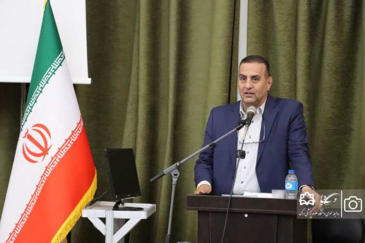 دکتر جواد نظری: علوم آزمایشگاهی، یکی از پایههای اساسی پزشکی است و نقشی جدی در نظام سلامت دارد