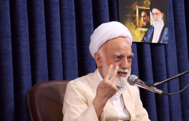 نقش دانشگاهها در تربیت نیروی انسانی متعهد و شایسته بیبدیل است