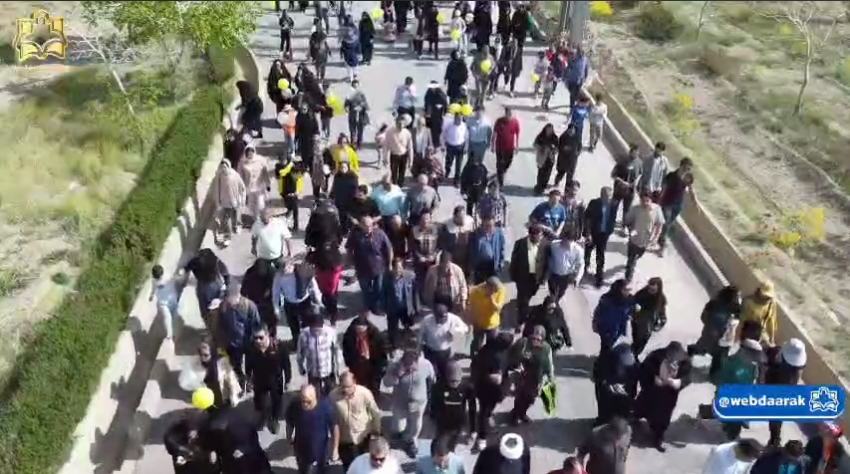 برگزاری همایش پیاده روی «سلامت، در مسیر کرامت» به مناسبت دهه کرامت و هفته سلامت +فیلم