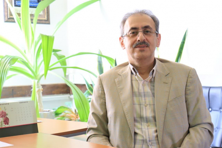 متخصص کودکان مطرح کرد: هشدار درباره تغذیه نوزادان زیر یک سال؛ حتی آب هم برای نوزاد تا ۶ ماهگی ممنوع است