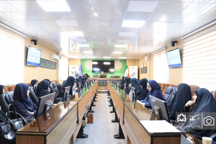 دوره آموزشی تحلیل مسائل سیاسی و نقش زنان در جنگ تحمیلی ۱۲ روزه برگزار شد