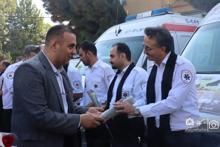 اعزام تیم اورژانس ۱۱۵ استان مرکزی برای خدمت به زائران اربعین و ۲۸ صفر +فیلم