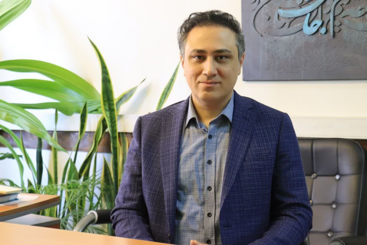 دردهای گردن و کمر در کمین افراد پشتمیزنشین و مشاغل سنگین / ضرورت توجه به علائم هشداردهنده