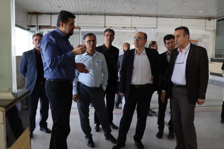 بازدید رییس دانشگاه علوم پزشکی اراک از ساختمان قدیم بیمارستان حضرت ولیعصر(عج)
