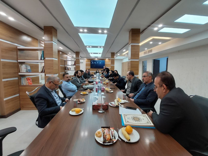 اولین نشست هیأت مدیره جدید سازمان نظام پزشکی اراک با حضور رئیس دانشگاه علوم پزشکی اراک برگزار شد